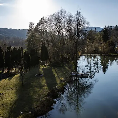 Vellach אכסניה